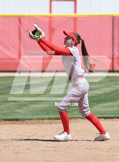 Thumbnail 1 in La Quinta @ Paraclete (CIF SS Division 4 Quarterfinal) photogallery.