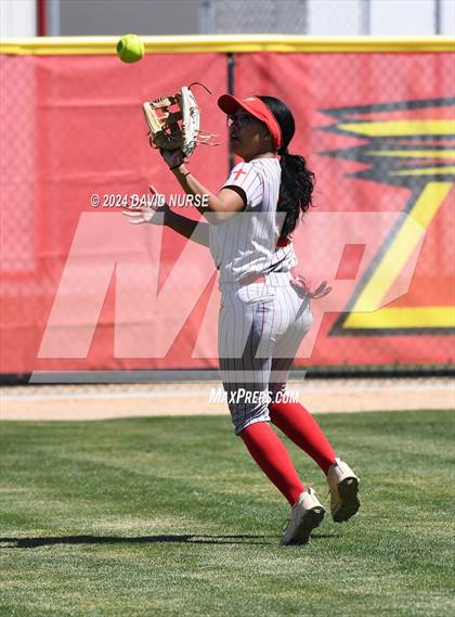 Thumbnail 3 in La Quinta @ Paraclete (CIF SS Division 4 Quarterfinal) photogallery.