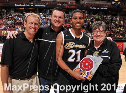 Thumbnail 3 in Calabasas vs. Sonora (CIF SS 2A Final) photogallery.