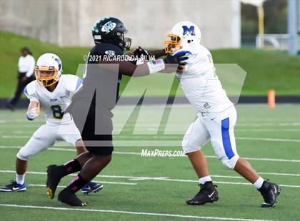 Thumbnail 2 in Fort Bend Hightower vs Milby photogallery.