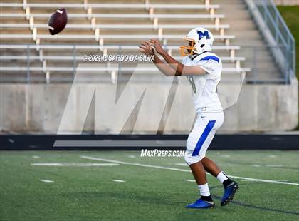 Thumbnail 1 in Fort Bend Hightower vs Milby photogallery.