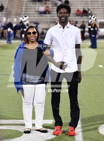 Thumbnail 2 in Fort Bend Hightower vs Milby photogallery.