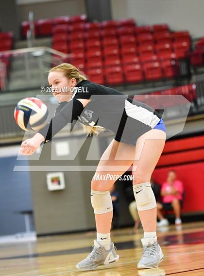 Thumbnail 3 in Plano West @ Coppell photogallery.
