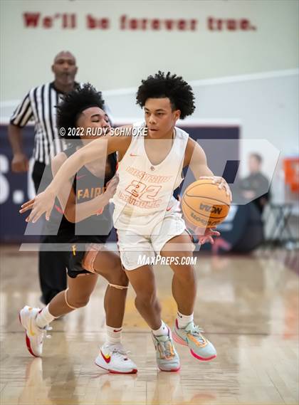Thumbnail 2 in Eastside Catholic (WA) vs Fairfax (Torrey Pines Holiday Classic Tip-Off ) photogallery.