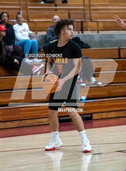 Thumbnail 3 in Eastside Catholic (WA) vs Fairfax (Torrey Pines Holiday Classic Tip-Off ) photogallery.