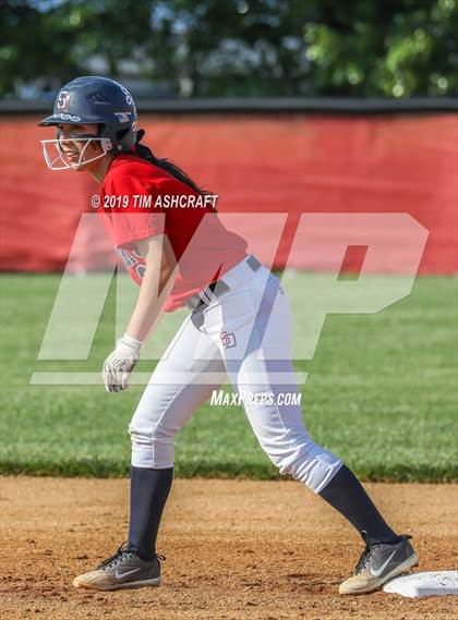 Thumbnail 2 in Greensburg vs. South Dearborn (IHSAA Sectional Final) photogallery.
