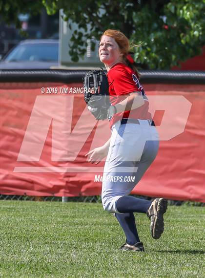 Thumbnail 2 in Greensburg vs. South Dearborn (IHSAA Sectional Final) photogallery.