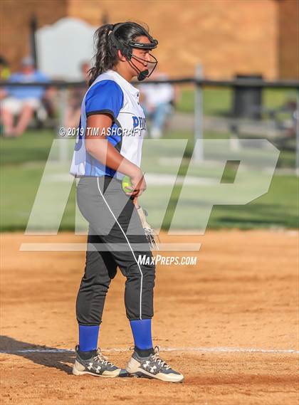 Thumbnail 1 in Greensburg vs. South Dearborn (IHSAA Sectional Final) photogallery.
