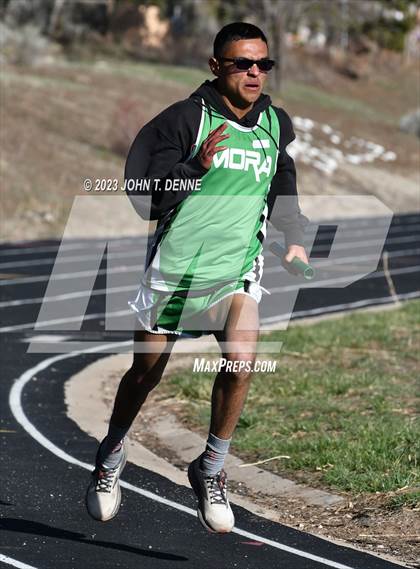 Thumbnail 2 in Peña Relays photogallery.