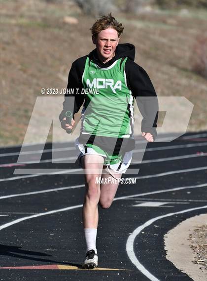 Thumbnail 1 in Peña Relays photogallery.