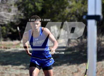 Thumbnail 3 in Peña Relays photogallery.