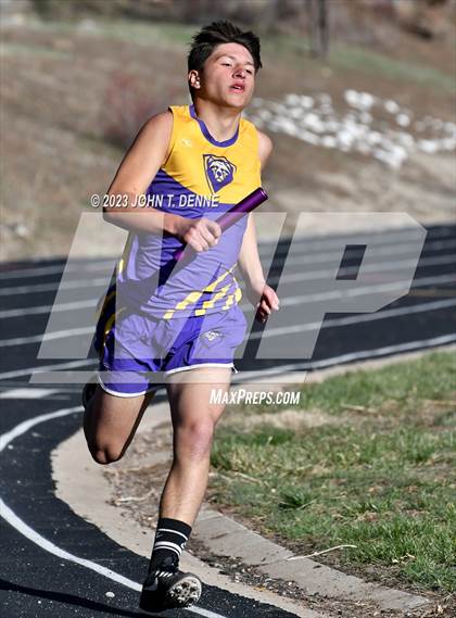 Thumbnail 3 in Peña Relays photogallery.