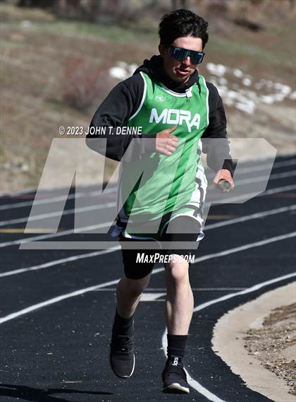 Thumbnail 2 in Peña Relays photogallery.