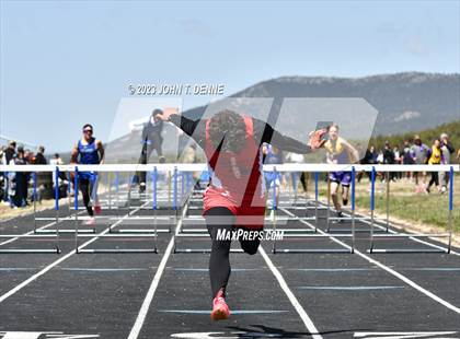 Thumbnail 3 in Peña Relays photogallery.