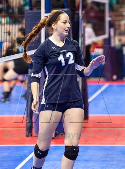 Thumbnail 2 in Platte Valley vs. Holy Family (CHSAA 3A Pool 4) photogallery.