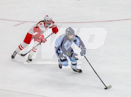 Thumbnail 1 in Milton vs Medfield (MIAA Division 2 Final) photogallery.