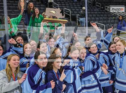 Thumbnail 1 in Milton vs Medfield (MIAA Division 2 Final) photogallery.
