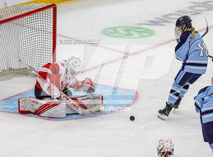 Thumbnail 3 in Milton vs Medfield (MIAA Division 2 Final) photogallery.