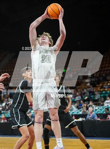 Thumbnail 2 in Air Academy vs Pueblo South (CHSAA  5A Great 8) photogallery.