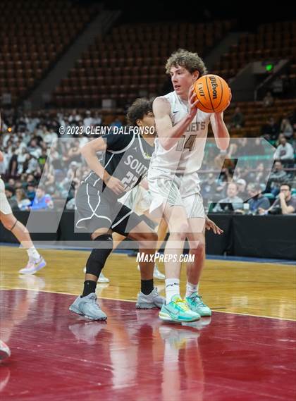 Thumbnail 2 in Air Academy vs Pueblo South (CHSAA  5A Great 8) photogallery.