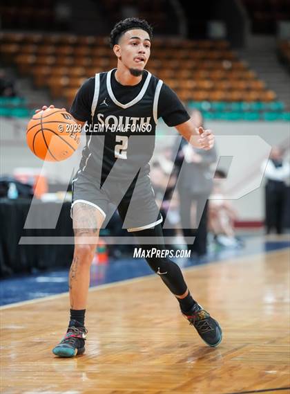 Thumbnail 2 in Air Academy vs Pueblo South (CHSAA  5A Great 8) photogallery.