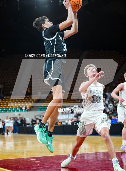 Thumbnail 1 in Air Academy vs Pueblo South (CHSAA  5A Great 8) photogallery.