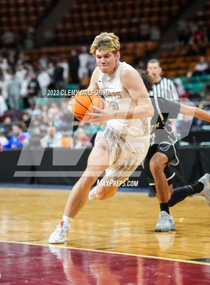 Thumbnail 2 in Air Academy vs Pueblo South (CHSAA  5A Great 8) photogallery.