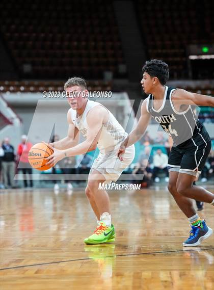 Thumbnail 3 in Air Academy vs Pueblo South (CHSAA  5A Great 8) photogallery.