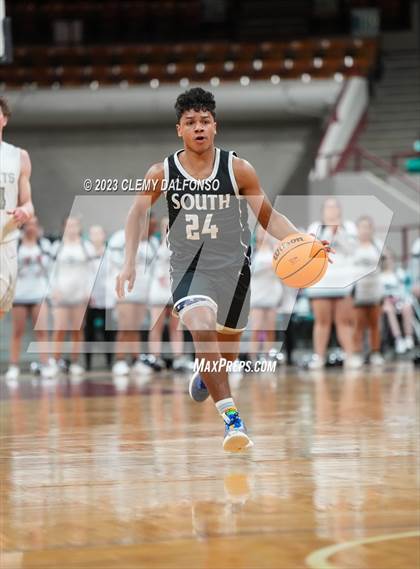 Thumbnail 2 in Air Academy vs Pueblo South (CHSAA  5A Great 8) photogallery.