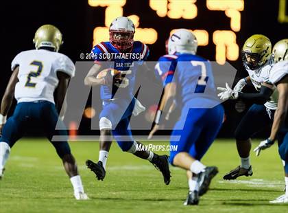 Thumbnail 2 in Hylton @ Gar-Field photogallery.