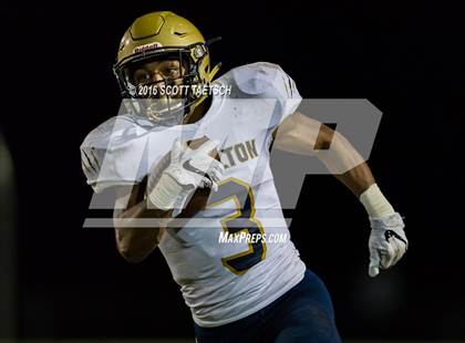 Thumbnail 2 in Hylton @ Gar-Field photogallery.
