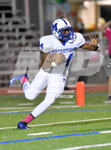 Thumbnail 3 in Johnson [Claudia Taylor] vs MacArthur [Douglas]  photogallery.