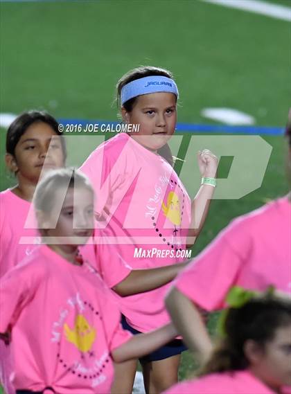 Thumbnail 3 in Johnson [Claudia Taylor] vs MacArthur [Douglas]  photogallery.
