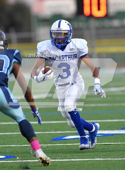 Thumbnail 1 in Johnson [Claudia Taylor] vs MacArthur [Douglas]  photogallery.