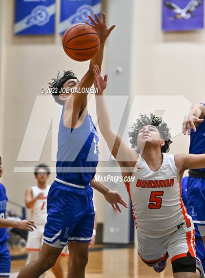 Thumbnail 2 in Lanier [Sidney] vs Burbank photogallery.