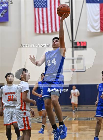 Thumbnail 2 in Lanier [Sidney] vs Burbank photogallery.