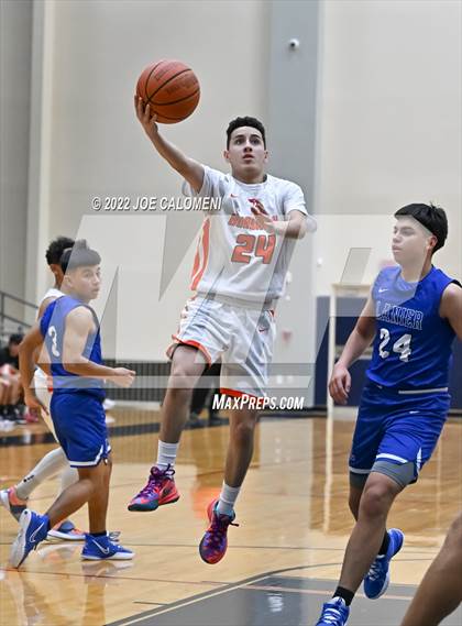 Thumbnail 1 in Lanier [Sidney] vs Burbank photogallery.
