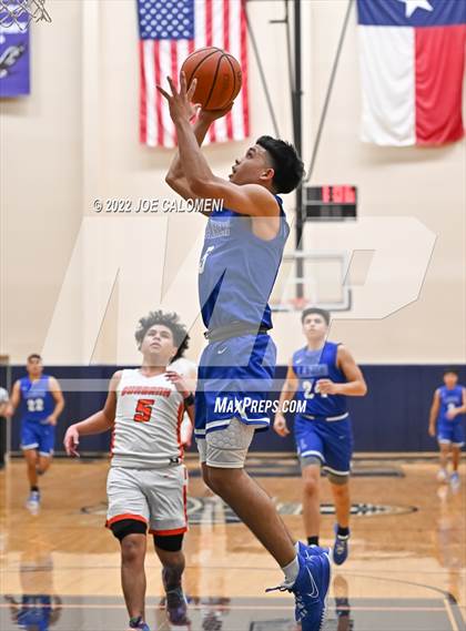 Thumbnail 1 in Lanier [Sidney] vs Burbank photogallery.