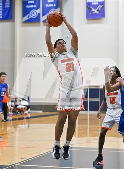 Thumbnail 2 in Lanier [Sidney] vs Burbank photogallery.