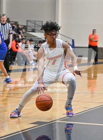 Thumbnail 3 in Lanier [Sidney] vs Burbank photogallery.