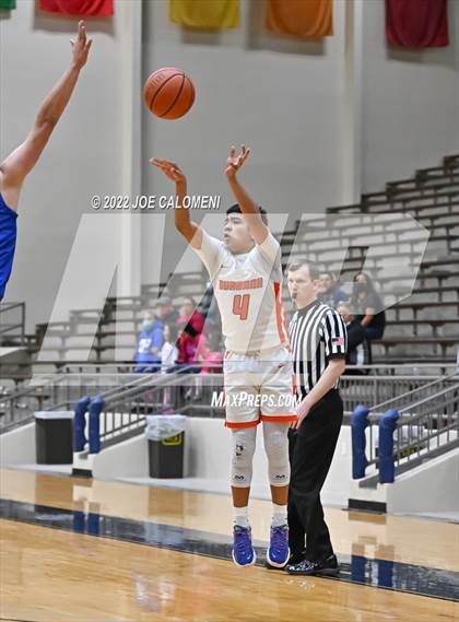 Thumbnail 1 in Lanier [Sidney] vs Burbank photogallery.