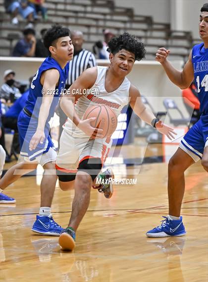 Thumbnail 2 in Lanier [Sidney] vs Burbank photogallery.