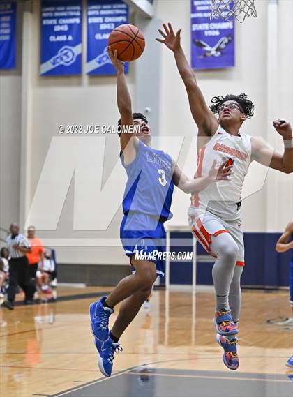 Thumbnail 1 in Lanier [Sidney] vs Burbank photogallery.