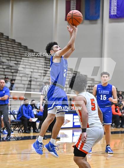 Thumbnail 3 in Lanier [Sidney] vs Burbank photogallery.