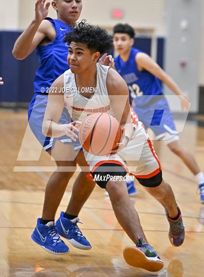 Thumbnail 2 in Lanier [Sidney] vs Burbank photogallery.