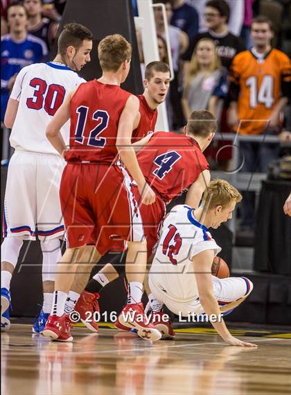 Thumbnail 2 in St. Henry vs Conner (Ninth Region 1st Round) photogallery.