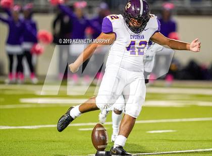 Thumbnail 3 in Everman @ Midlothian photogallery.