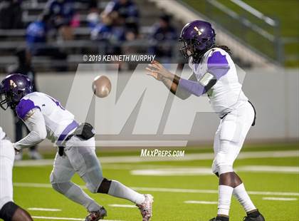 Thumbnail 1 in Everman @ Midlothian photogallery.