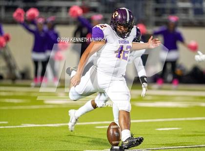 Thumbnail 1 in Everman @ Midlothian photogallery.