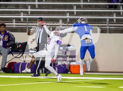 Thumbnail 2 in Everman @ Midlothian photogallery.